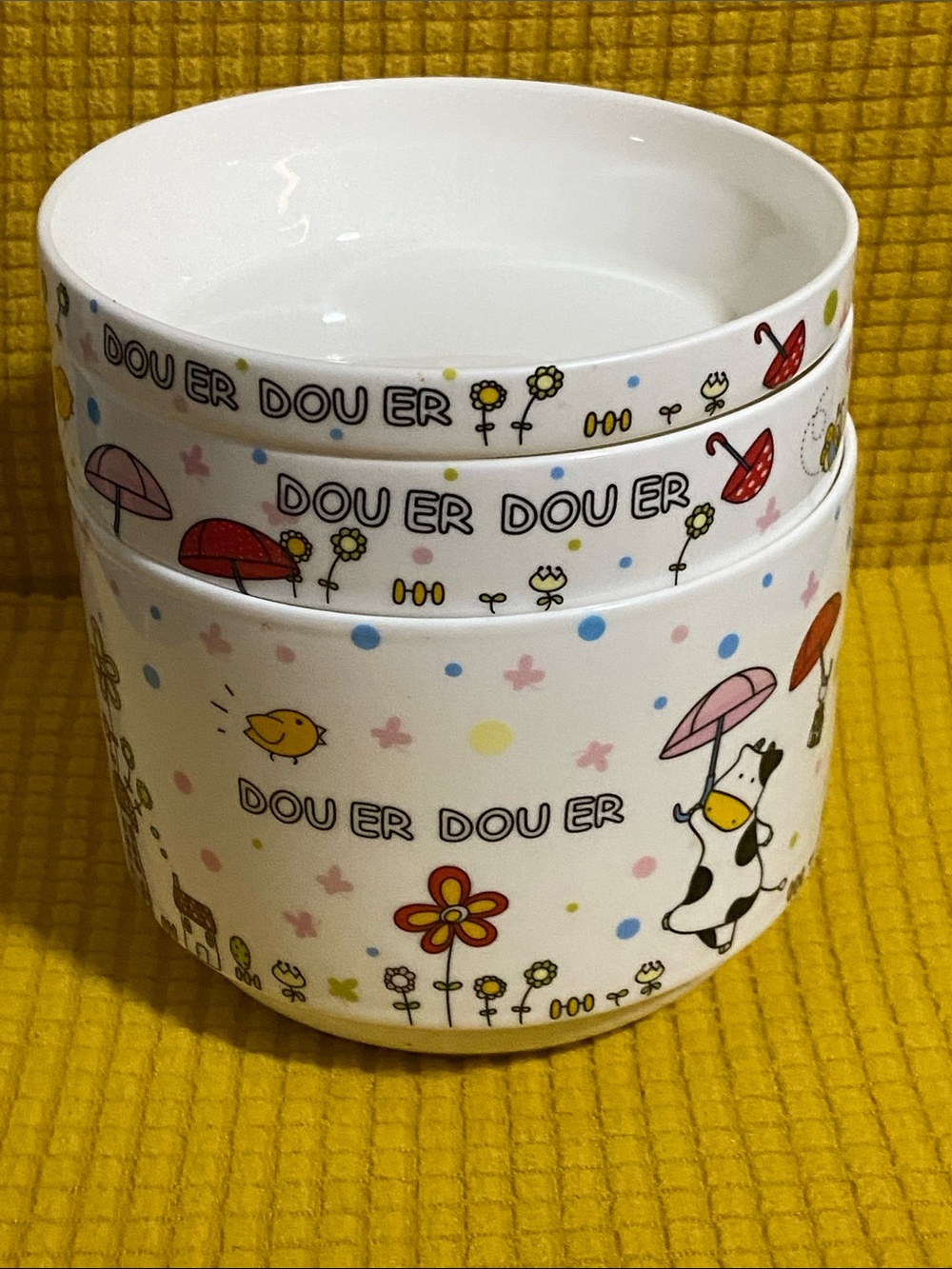 3PC. Set NICOLE White ROMANCE STYLE Novelty Porcelain Kiddie Dinner Bowls